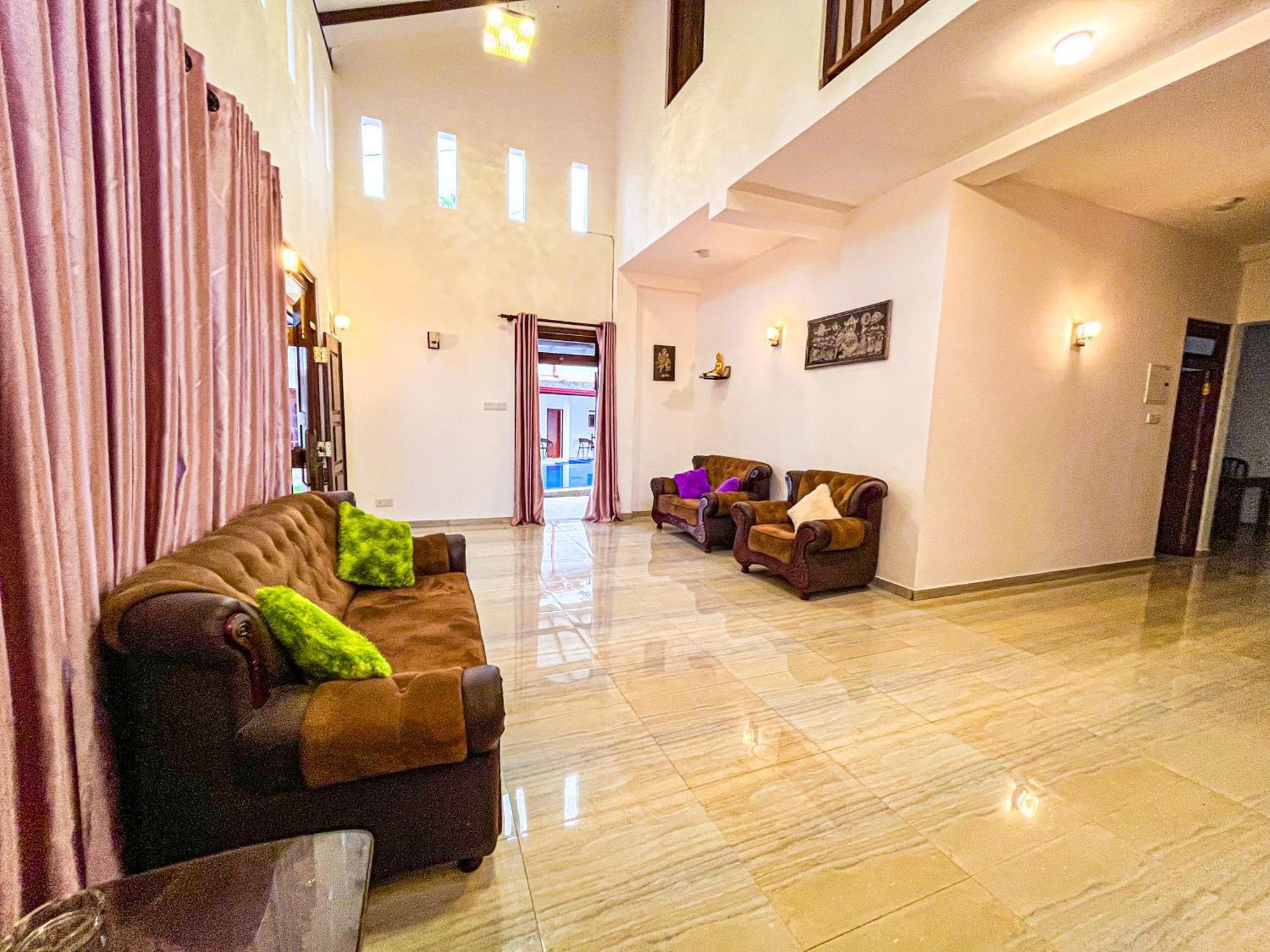 Galle Camellia المظهر الخارجي الصورة