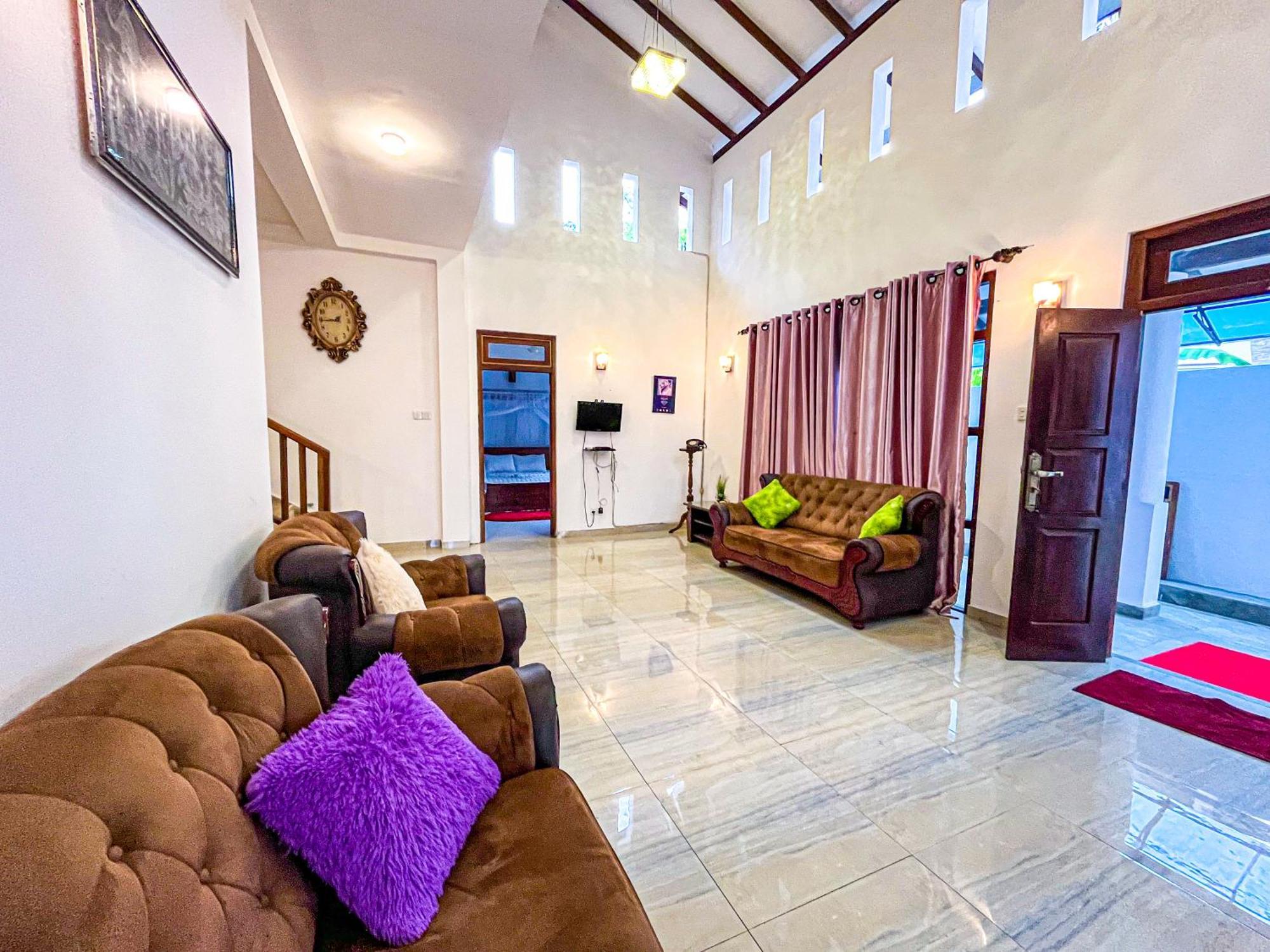 Galle Camellia المظهر الخارجي الصورة
